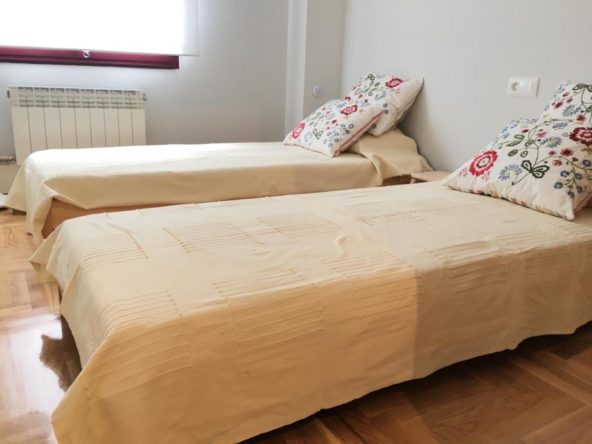 Apartamento Ideal A La Entrada De Salamanca !!! Santa Marta de Tormes Exterior foto