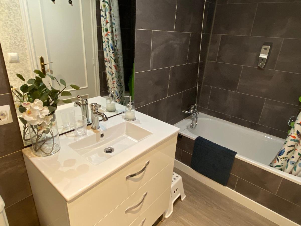 Apartamento Ideal A La Entrada De Salamanca !!! Santa Marta de Tormes Exterior foto